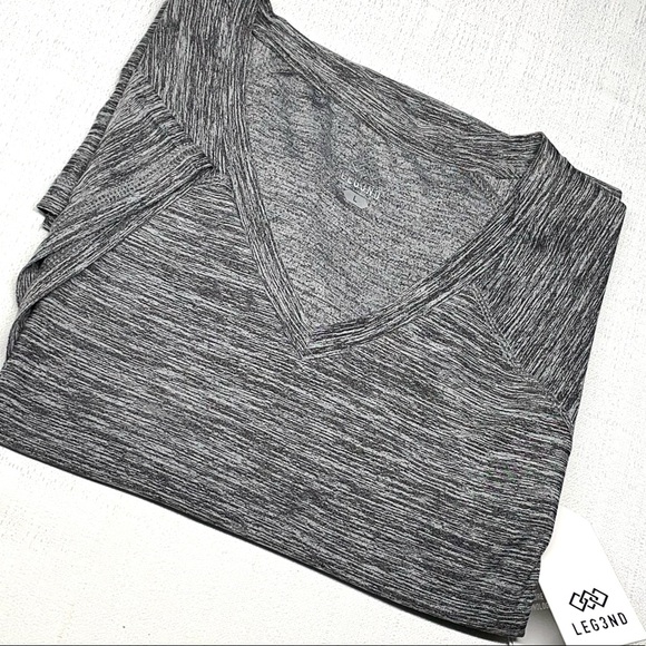 Legend Womens Active Athletic Performance Charcoal Top L11542LU Size L NWT - Picture 1 of 15